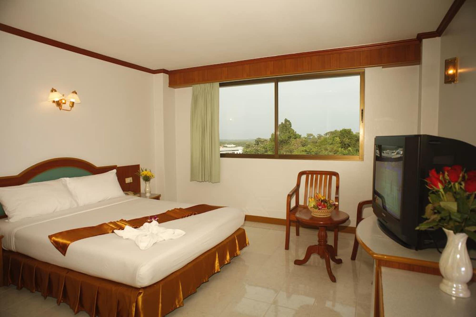 Boon Siam Hotel Krabi town Екстериор снимка