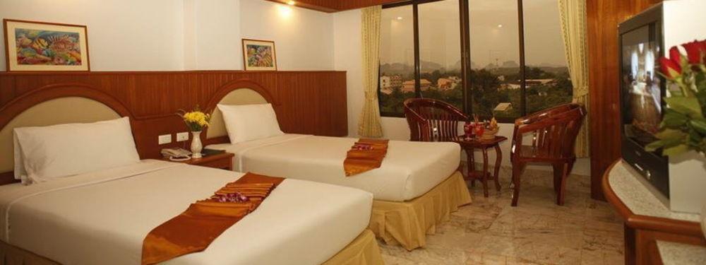 Boon Siam Hotel Krabi town Екстериор снимка