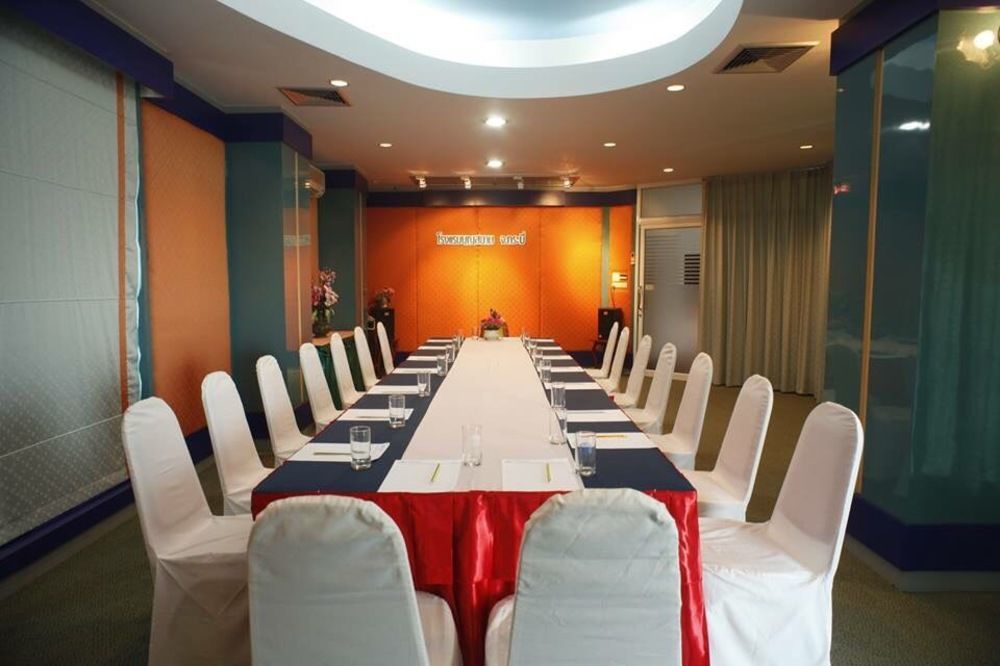 Boon Siam Hotel Krabi town Екстериор снимка