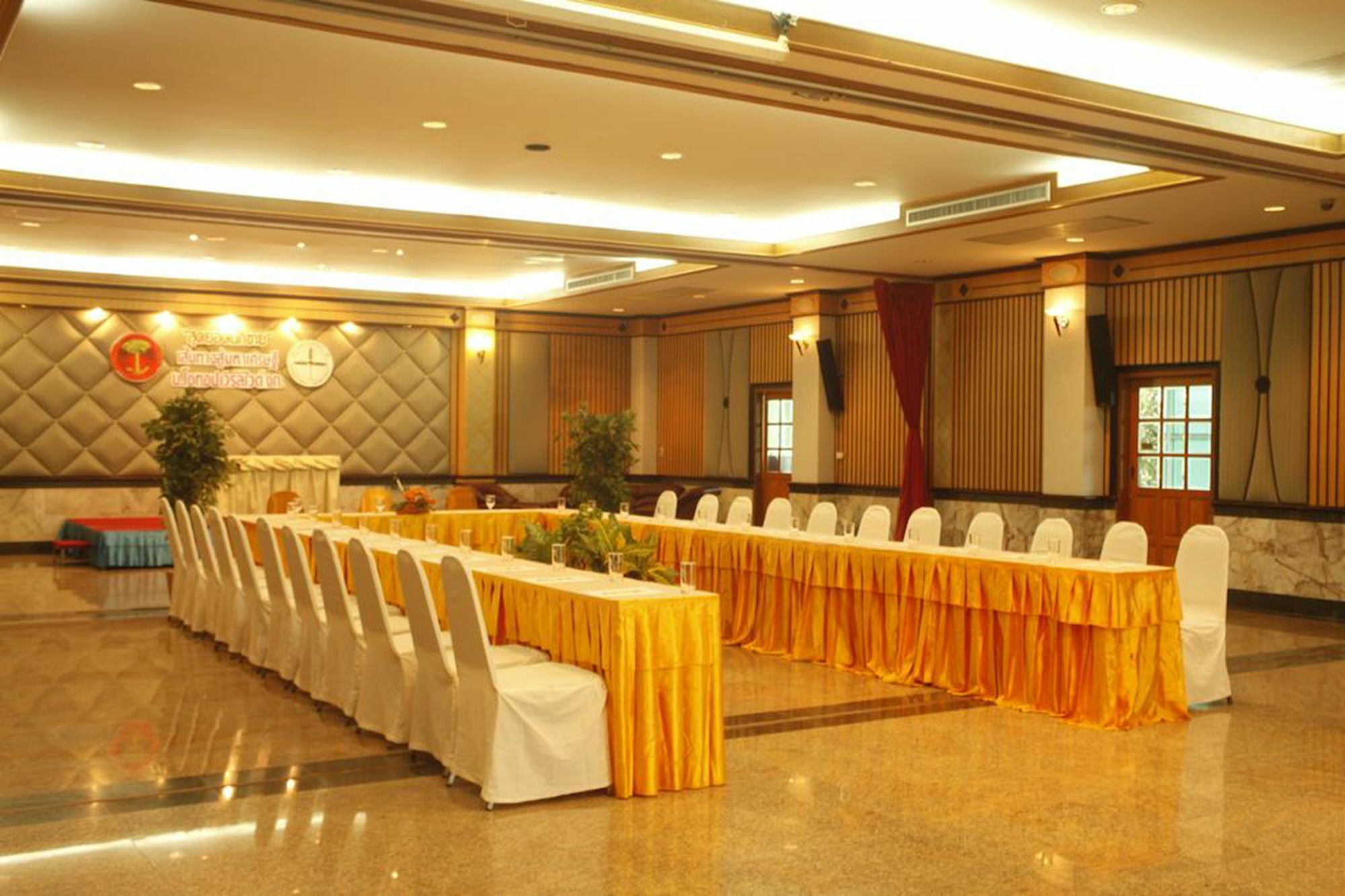 Boon Siam Hotel Krabi town Екстериор снимка